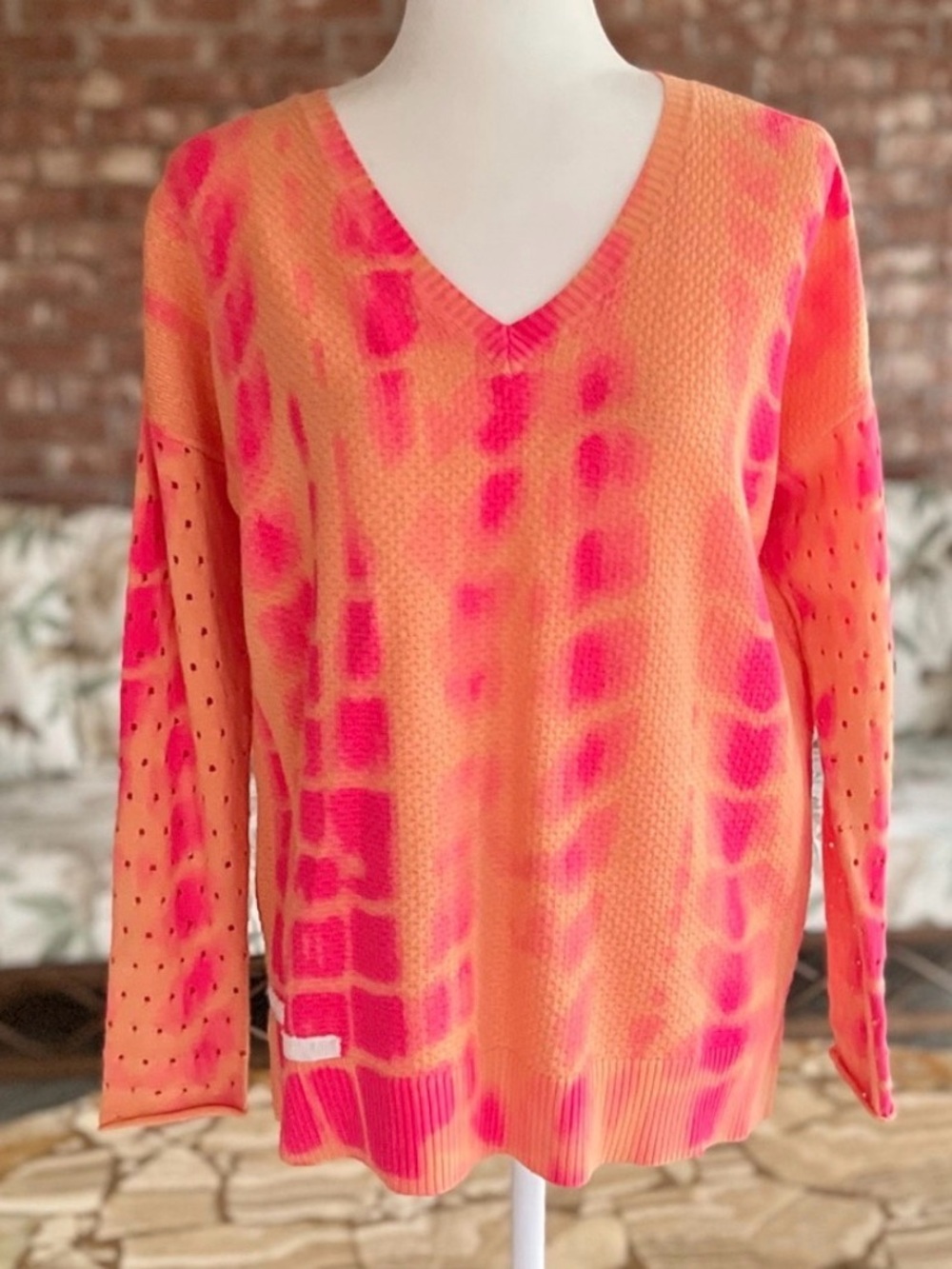 Lisa Todd bright orange pink tie dye top waffle holes medium - Picture 2 of 2